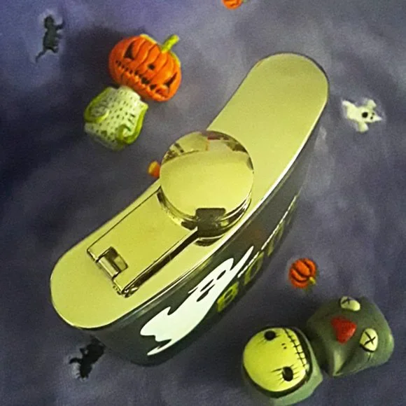BOO! NWT 6oz. SS Halloween Themed Flask - Picture 7 of 8